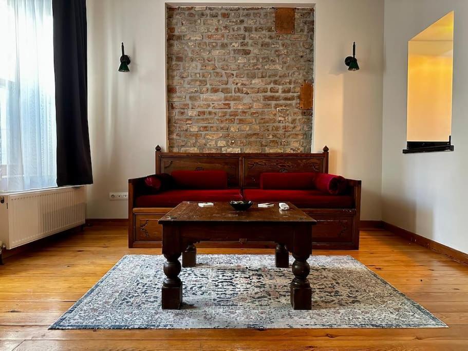 2Br, 2Ba 3Rd Floor Of Historical Building, Galata Apartman Isztambul Kültér fotó