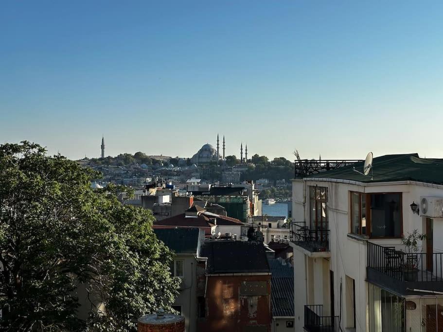 2Br, 2Ba 3Rd Floor Of Historical Building, Galata Apartman Isztambul Kültér fotó